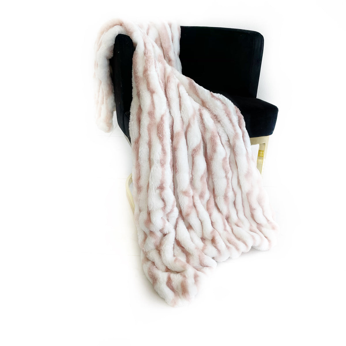 Snow Chinchilla Faux Fur Throw — White & Pink
